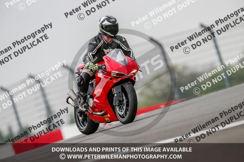 PJ Motorsport Photography;donington no limits trackday;donington park photographs;donington trackday photographs;no limits trackdays;peter wileman photography;trackday digital images;trackday photos